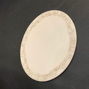 Valencia Home Essential’s Shabby Chic cream Scroll Work Trivet Hot Plate 11 1/4
